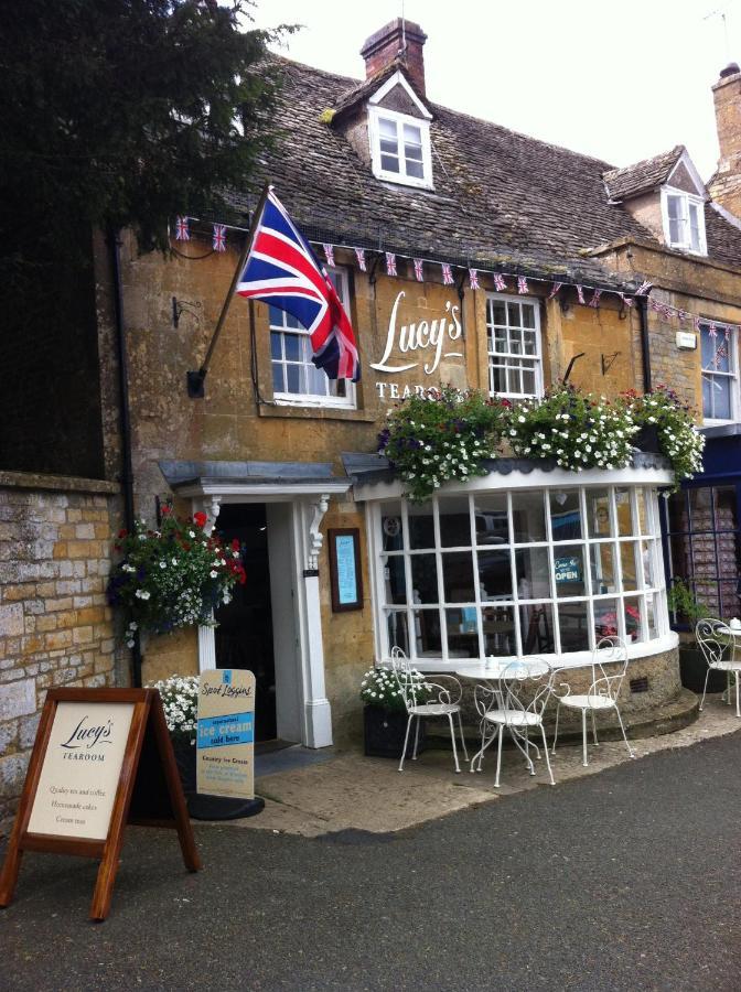 Lucy'S Tearoom Stow-on-the-Wold Ngoại thất bức ảnh