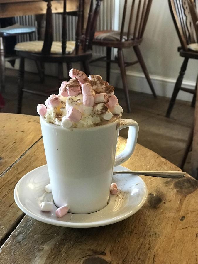 Lucy'S Tearoom Stow-on-the-Wold Ngoại thất bức ảnh