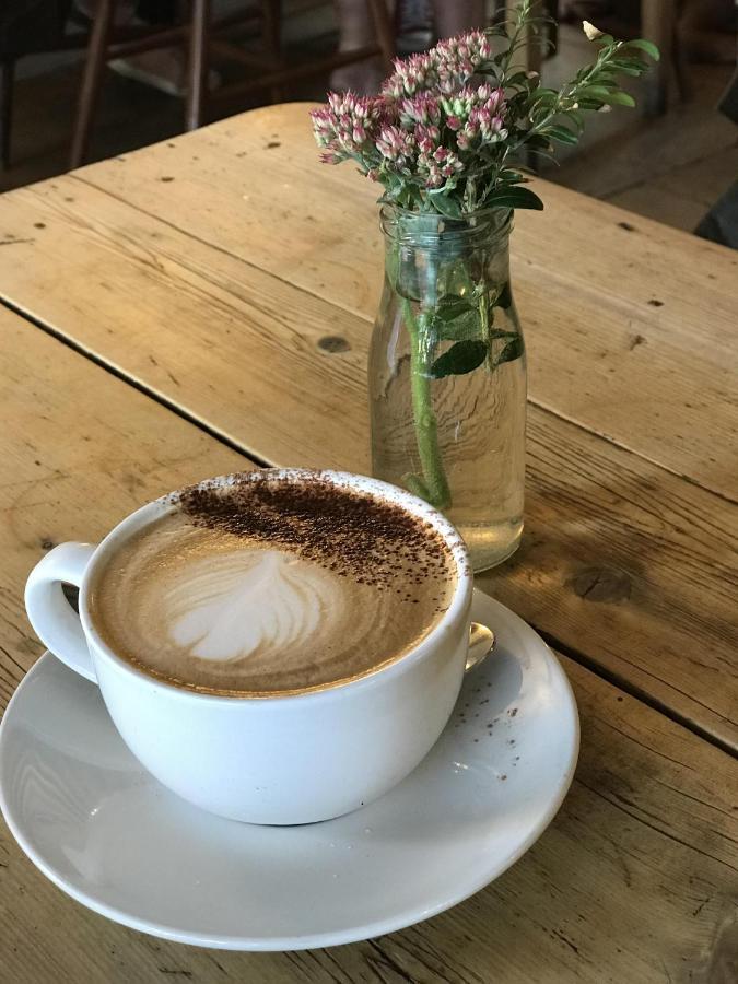 Lucy'S Tearoom Stow-on-the-Wold Ngoại thất bức ảnh