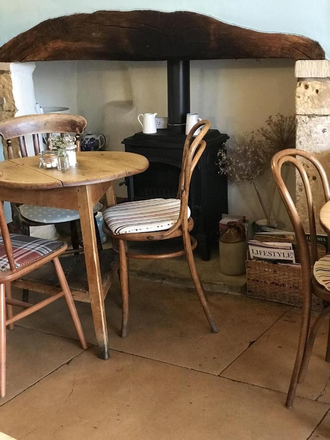 Lucy'S Tearoom Stow-on-the-Wold Ngoại thất bức ảnh